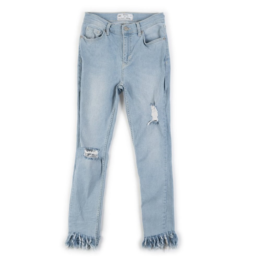 FREE PEOPLE light wash distressed skinny jeans size 27